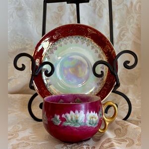 Royal Sealy Lusterware Japan Magenta Gold Lotus Floral 22KT VTG Teacup & Saucer